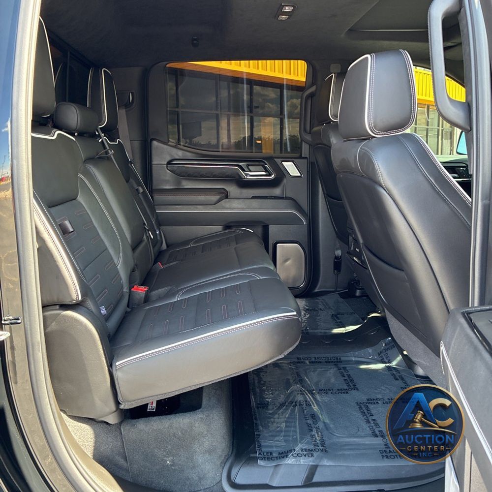 2024 GMC Sierra 1500 AT4X