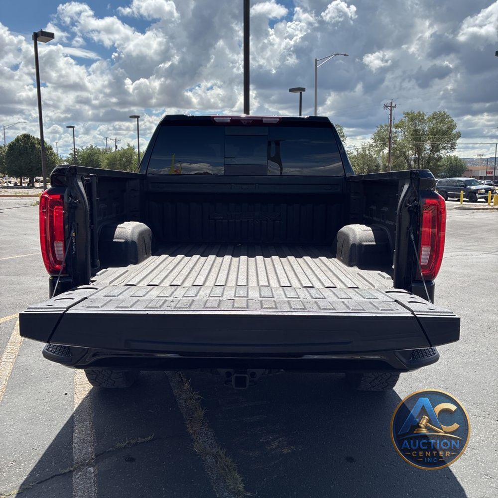 2024 GMC Sierra 1500 AT4X