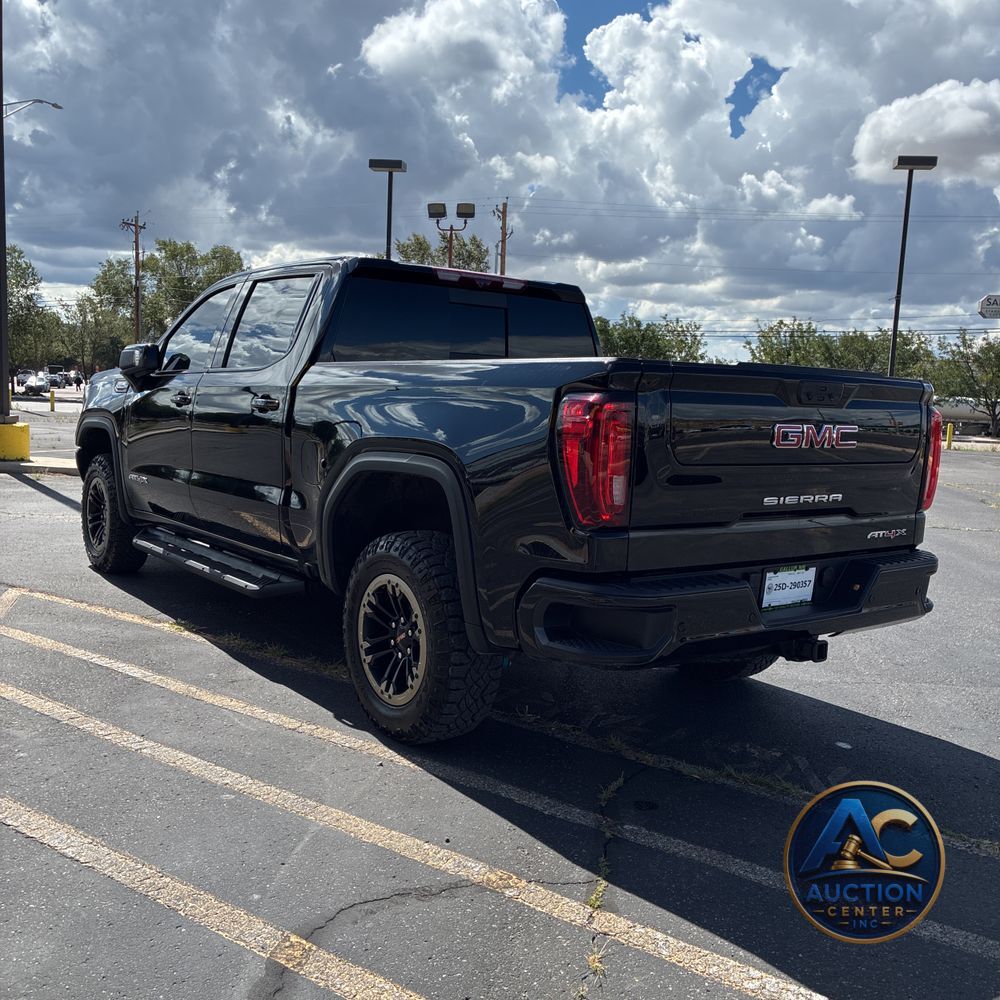 2024 GMC Sierra 1500 AT4X