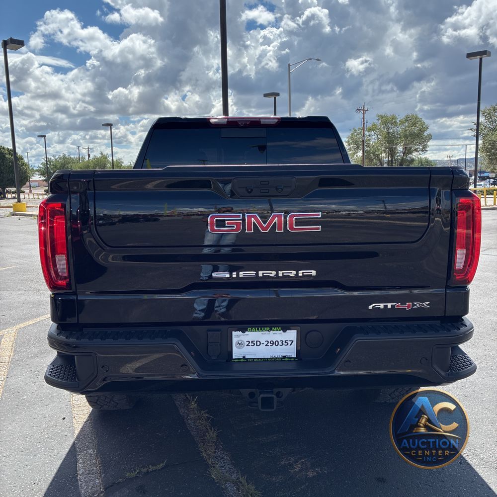 2024 GMC Sierra 1500 AT4X