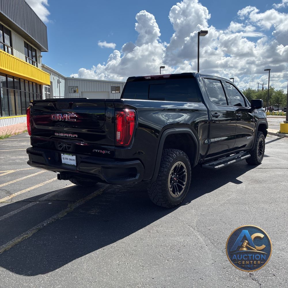 2024 GMC Sierra 1500 AT4X
