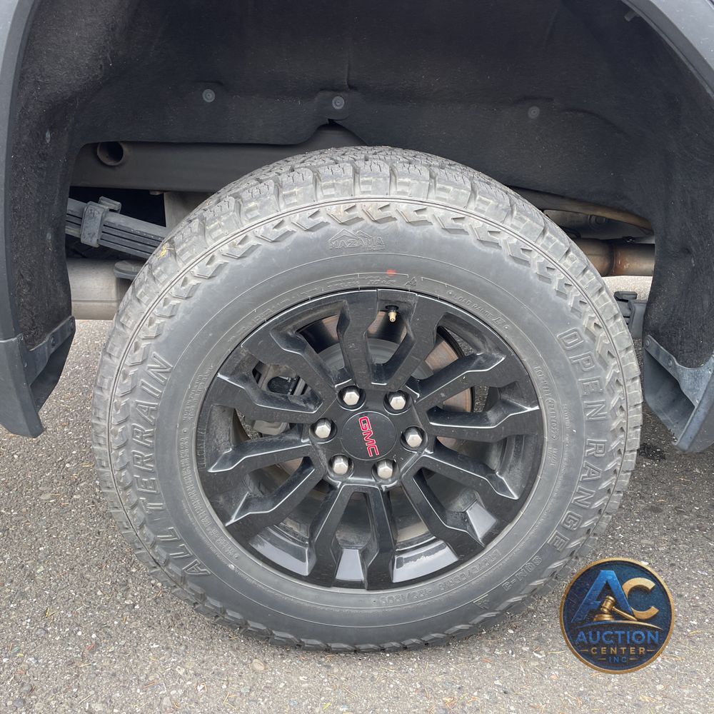 2023 GMC Sierra 1500 AT4X