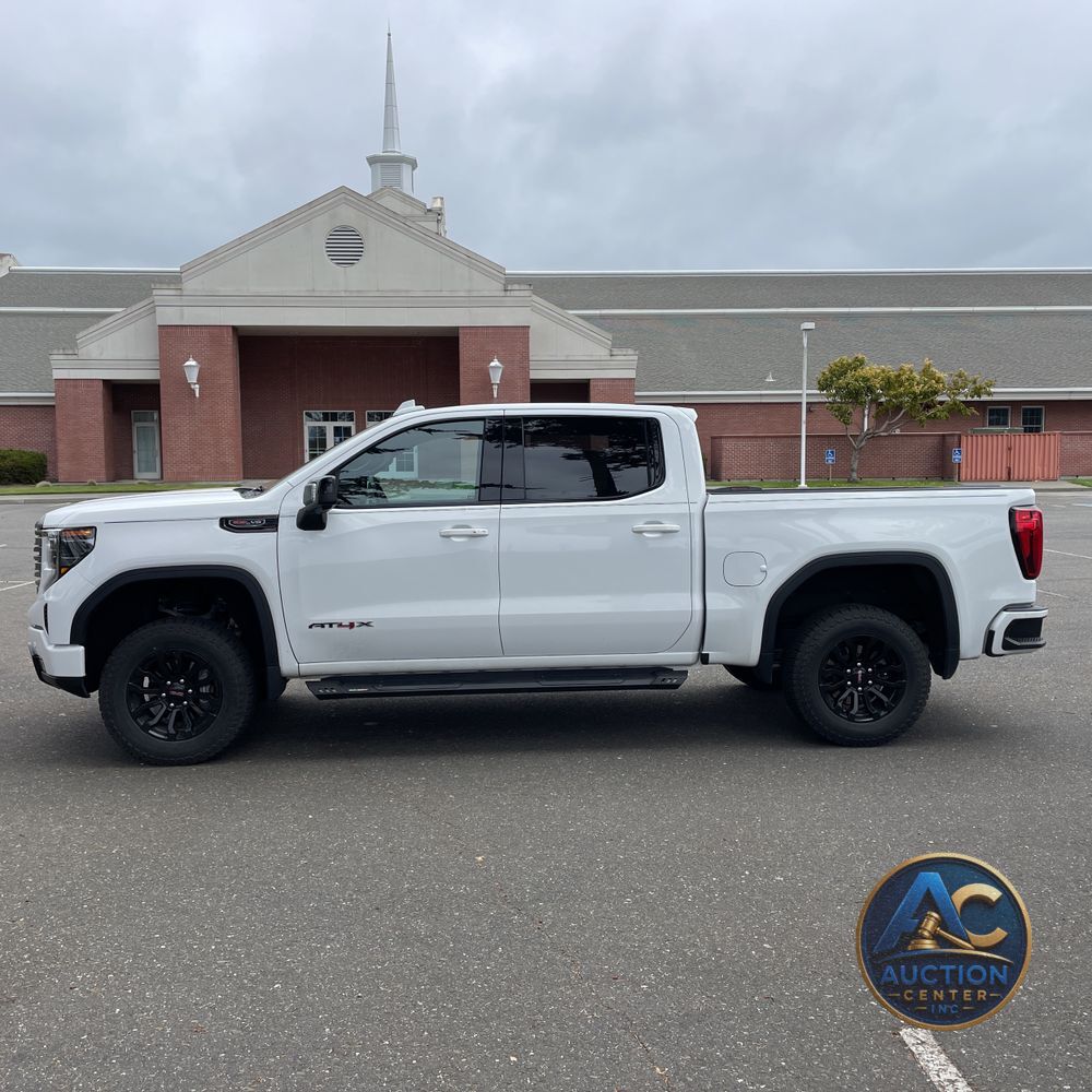 2023 GMC Sierra 1500 AT4X