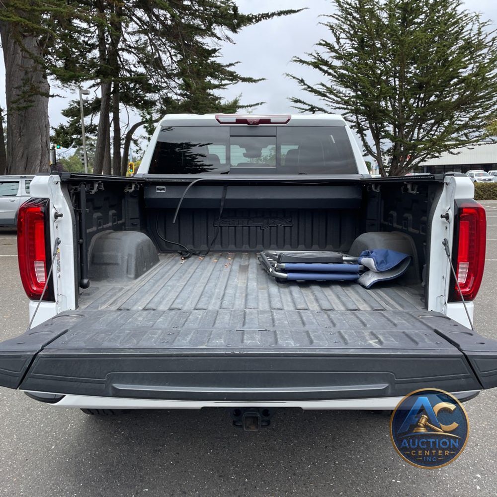 2023 GMC Sierra 1500 AT4X