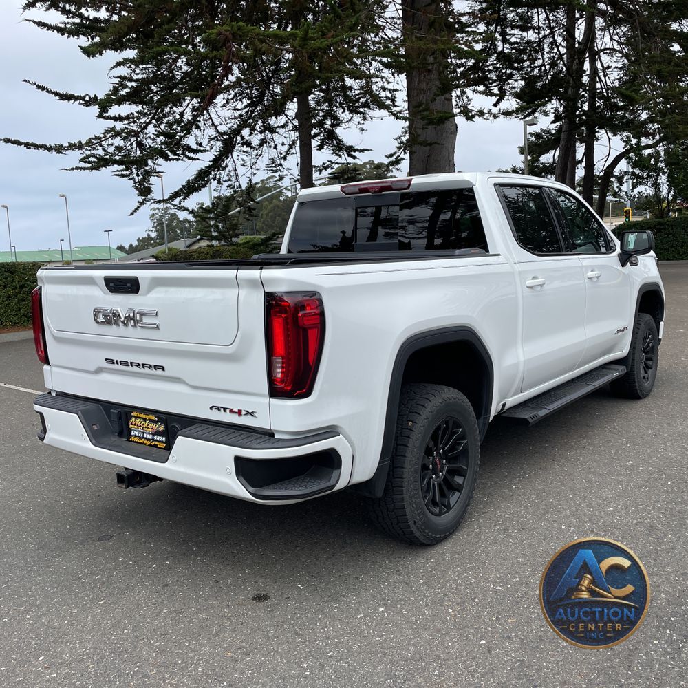2023 GMC Sierra 1500 AT4X