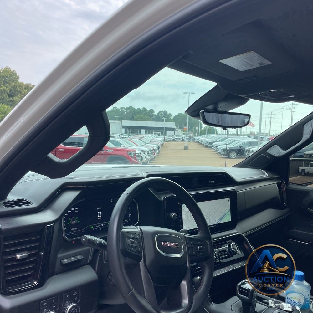 2024 GMC Sierra 1500 AT4X