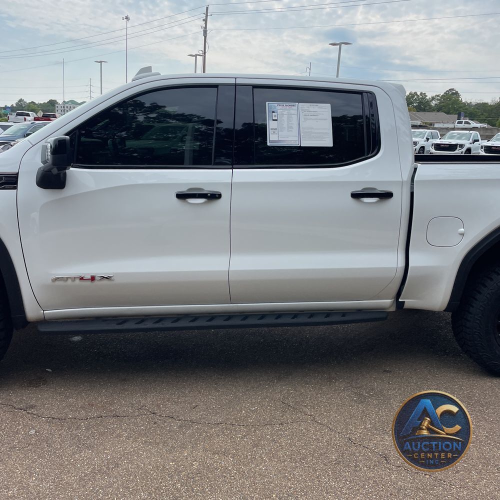 2024 GMC Sierra 1500 AT4X