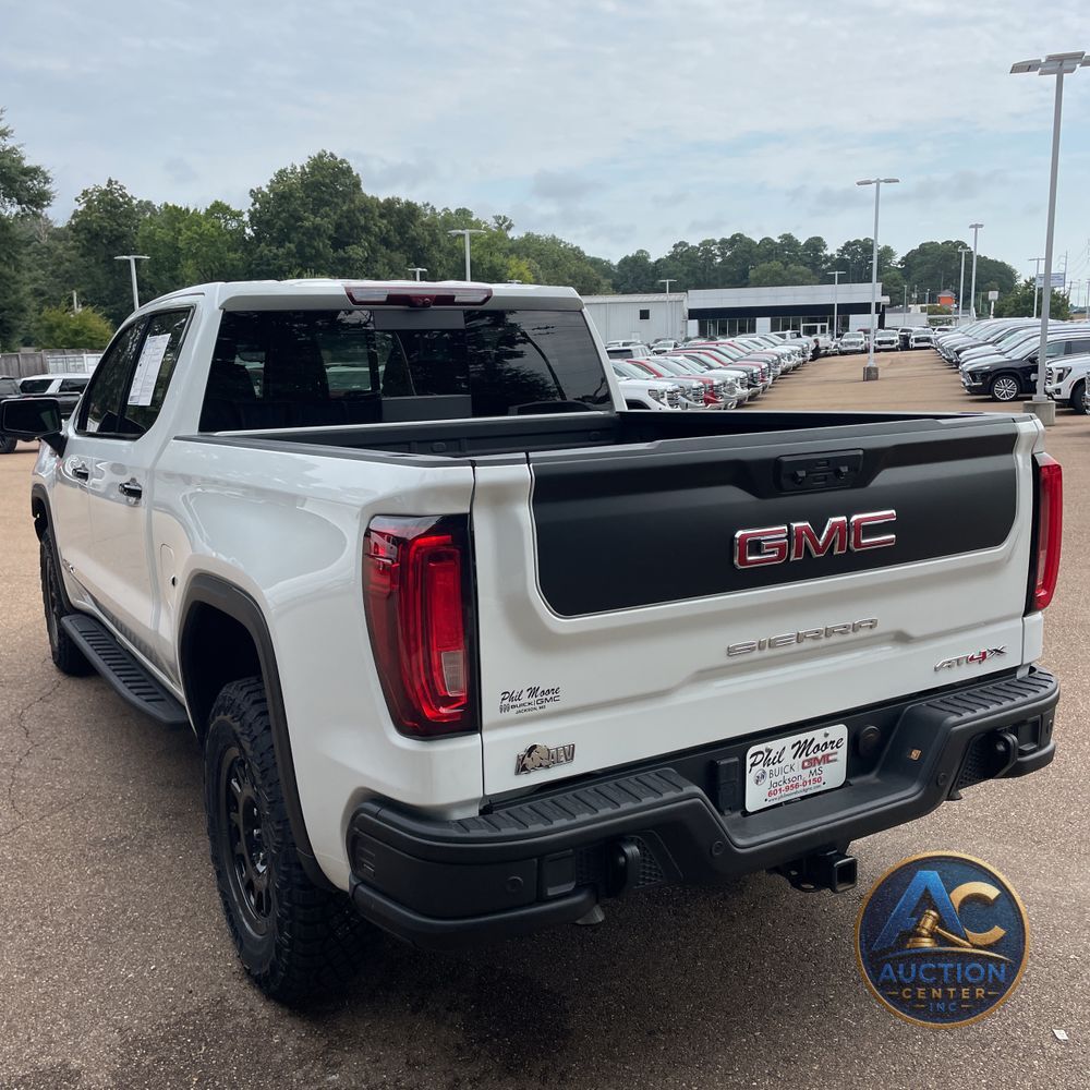 2024 GMC Sierra 1500 AT4X