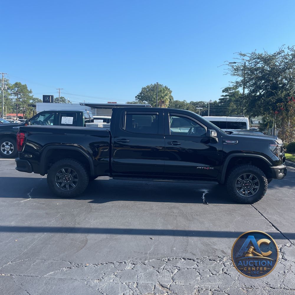 2024 GMC Sierra 1500 AT4X
