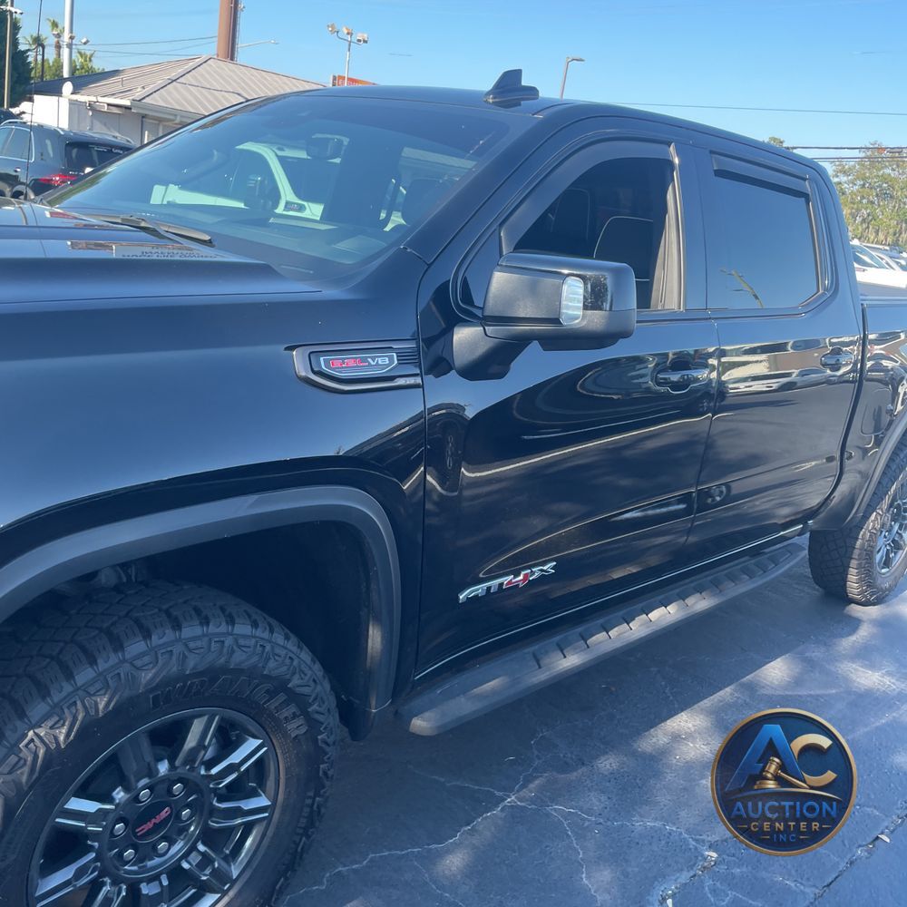 2024 GMC Sierra 1500 AT4X