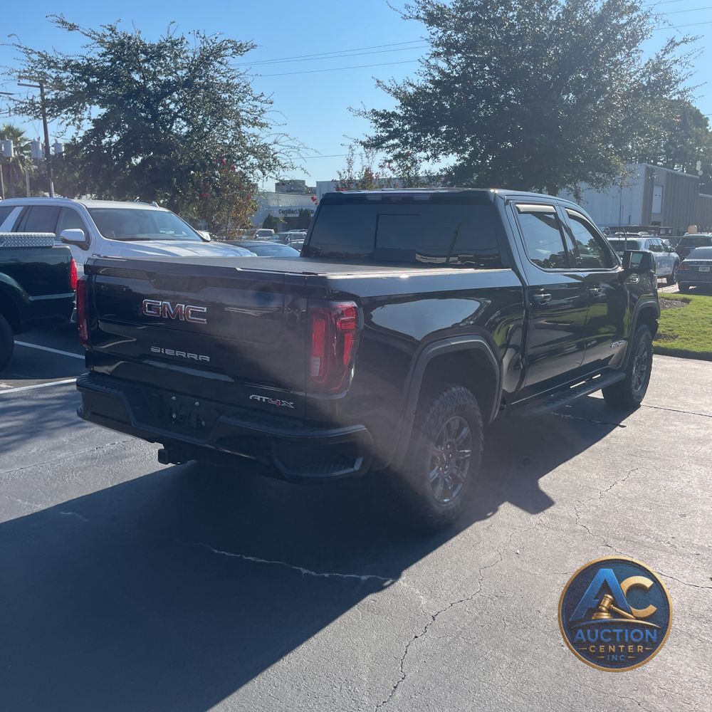 2024 GMC Sierra 1500 AT4X