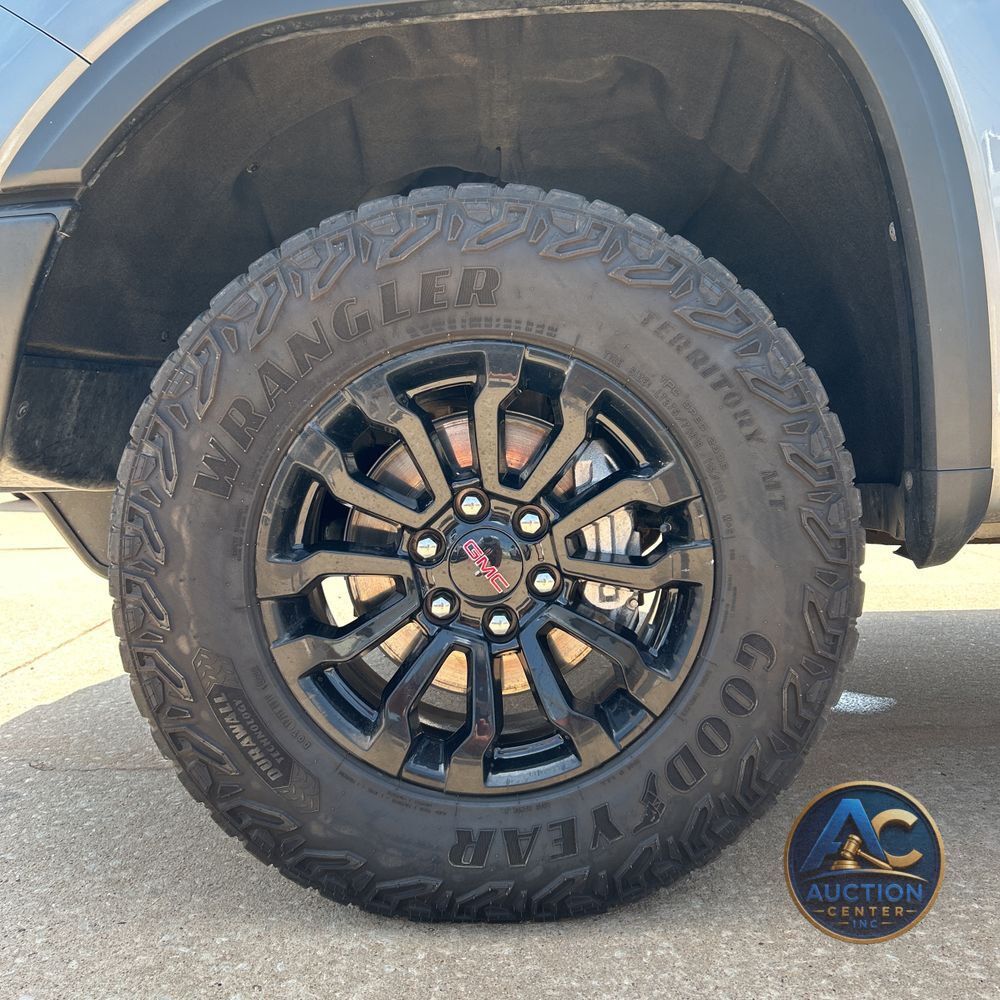 2023 GMC Sierra 1500 AT4X
