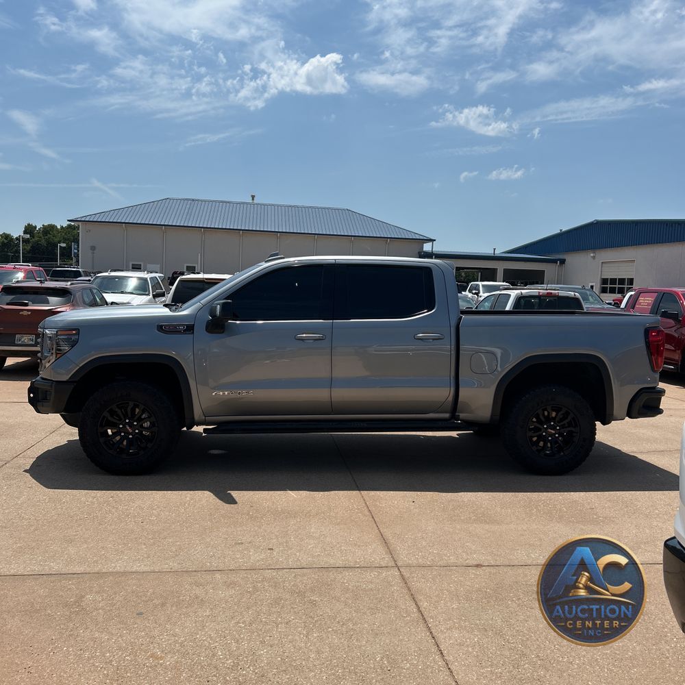 2023 GMC Sierra 1500 AT4X