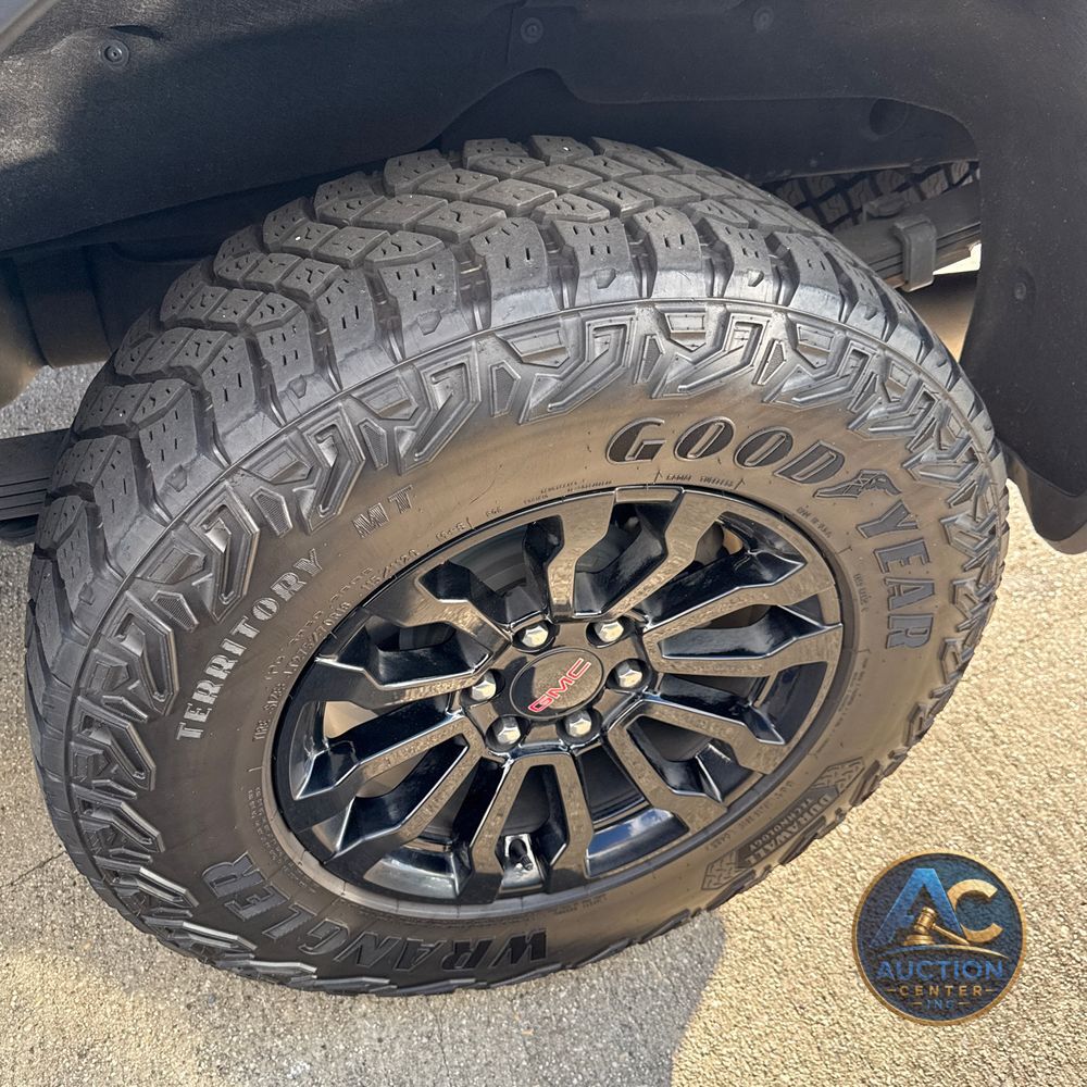 2023 GMC Sierra 1500 AT4X