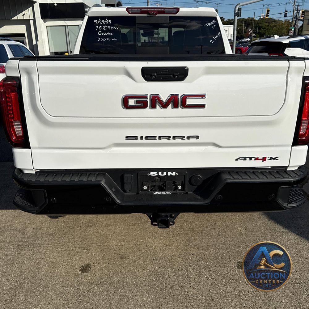 2023 GMC Sierra 1500 AT4X