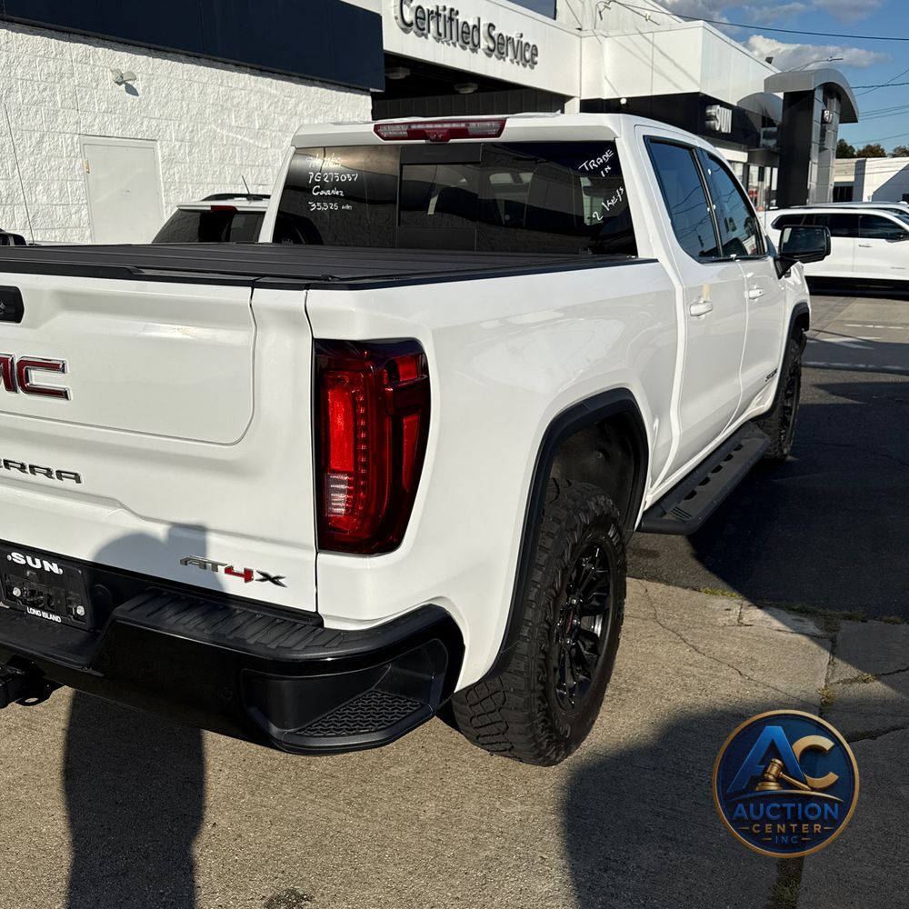 2023 GMC Sierra 1500 AT4X