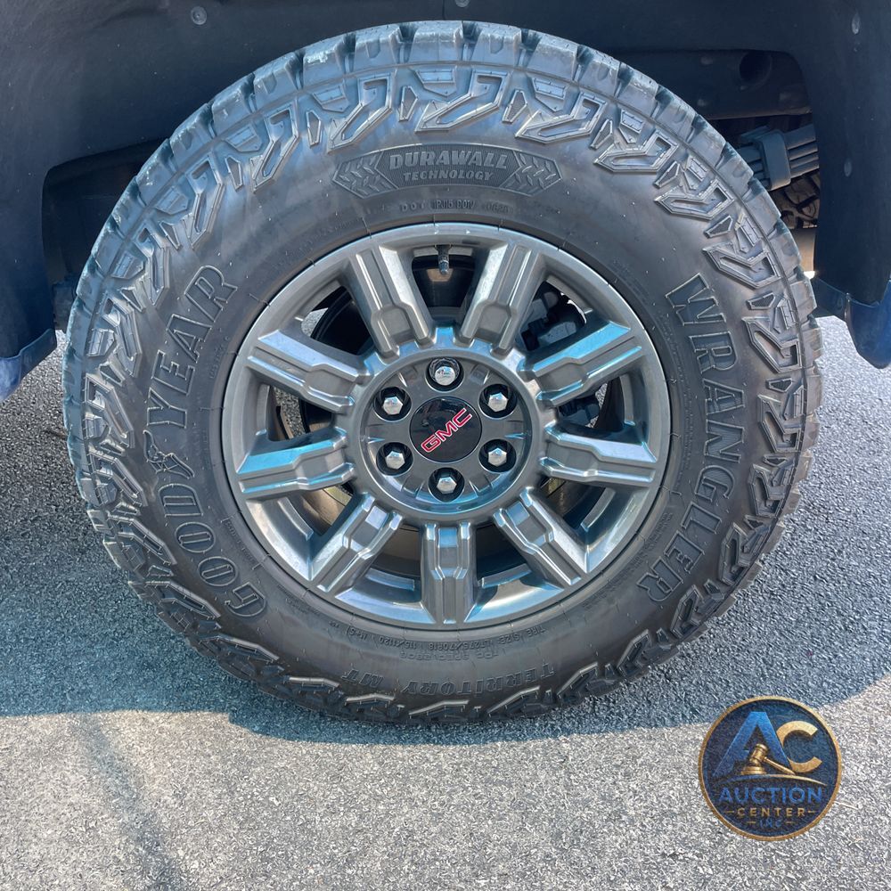 2024 GMC Sierra 1500 AT4X