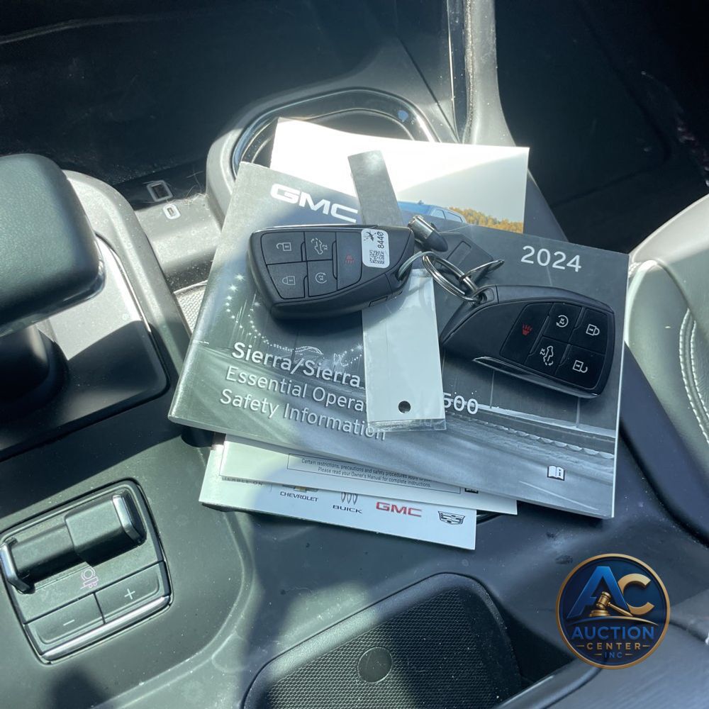 2024 GMC Sierra 1500 AT4X