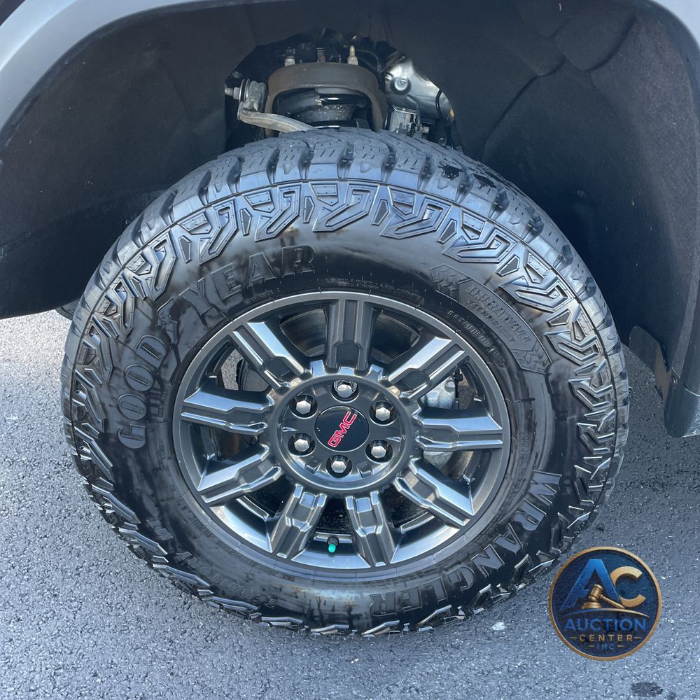2024 GMC Sierra 1500 AT4X