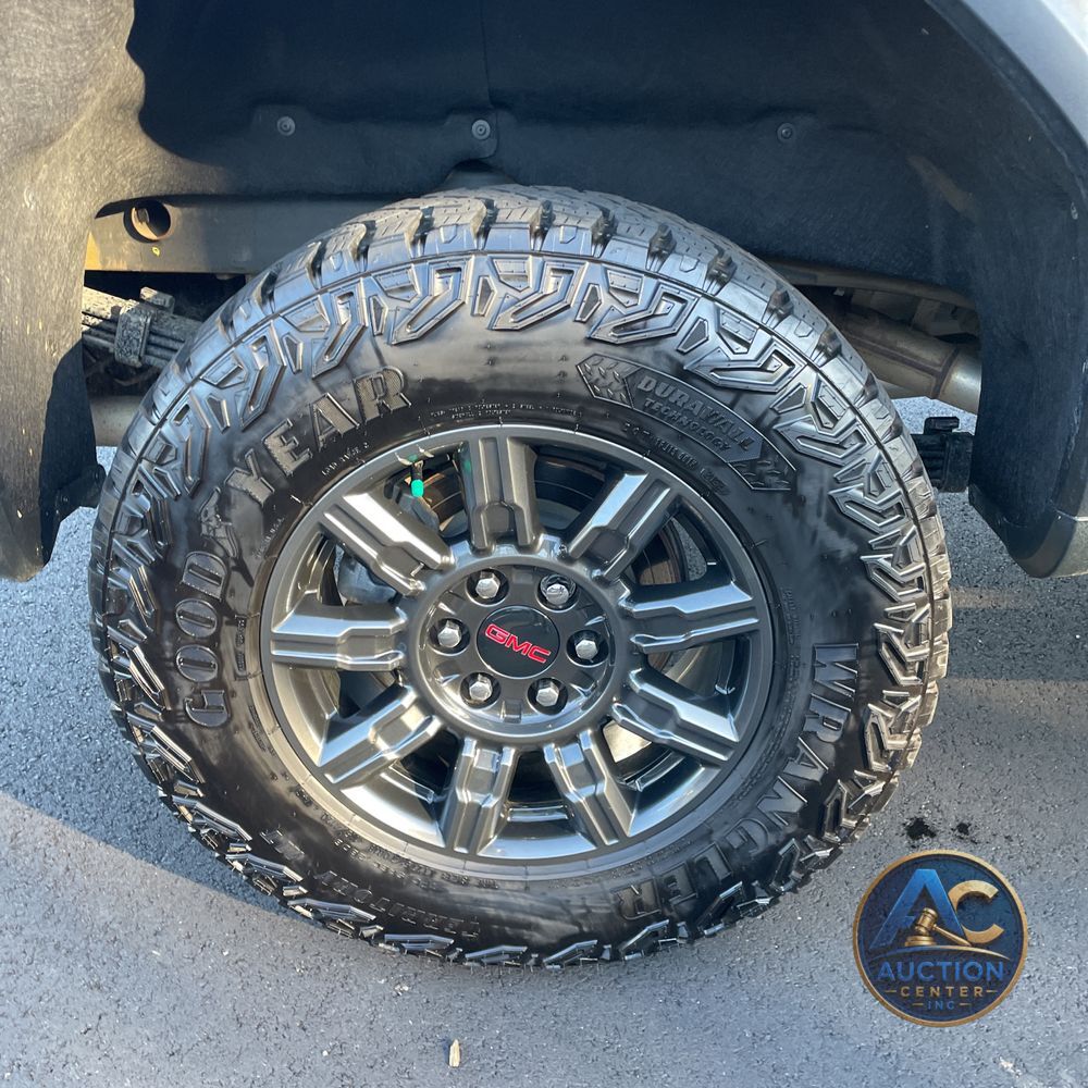 2024 GMC Sierra 1500 AT4X