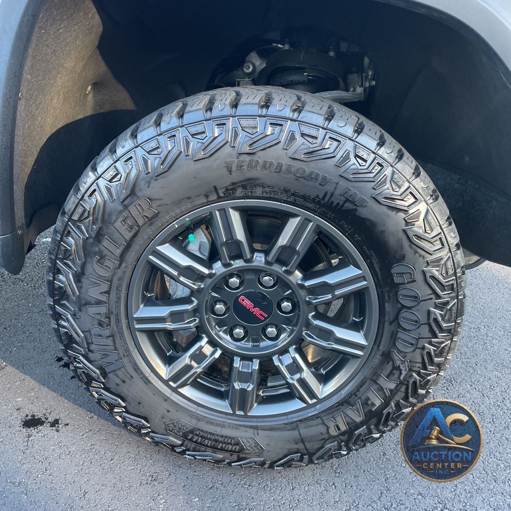 2024 GMC Sierra 1500 AT4X