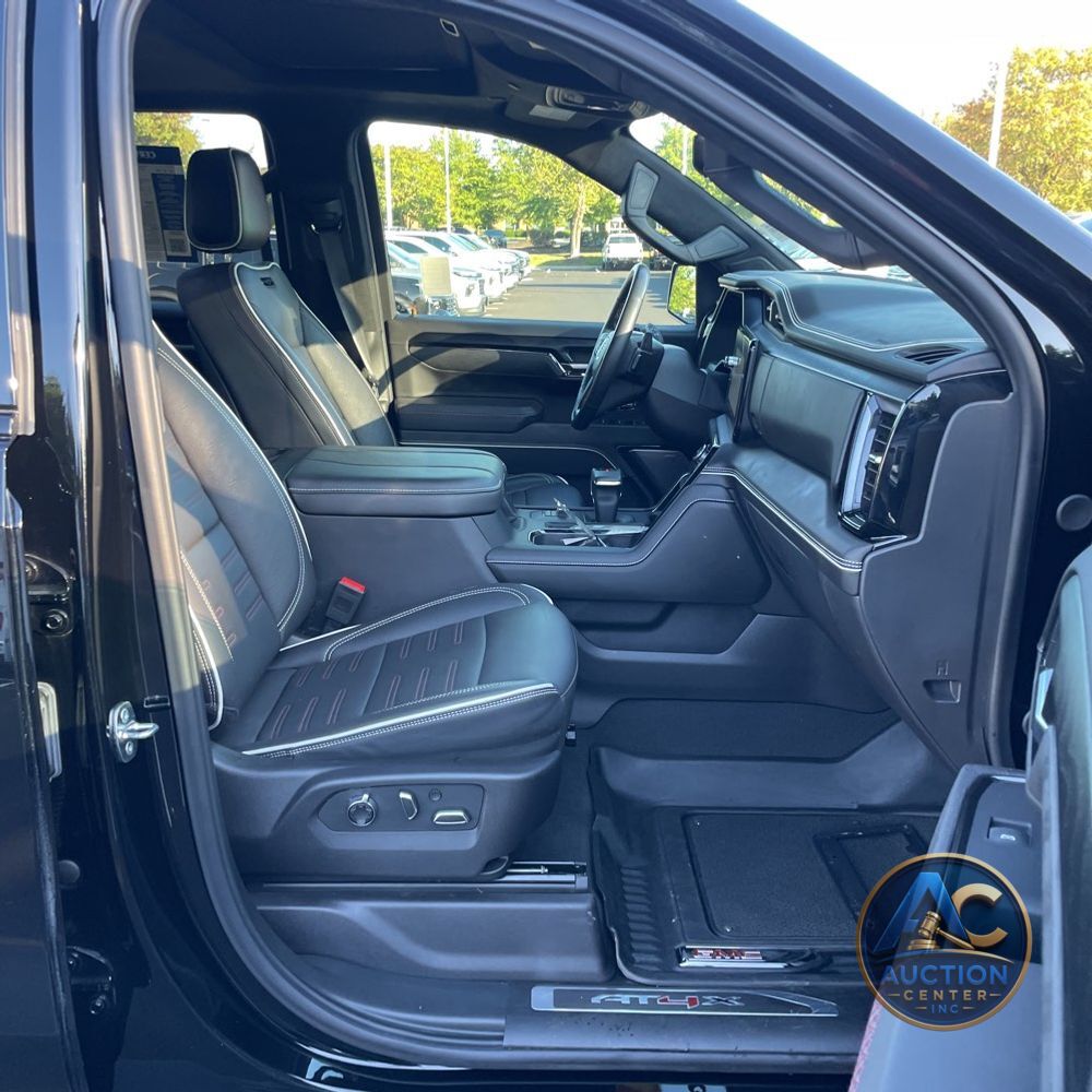 2024 GMC Sierra 1500 AT4X