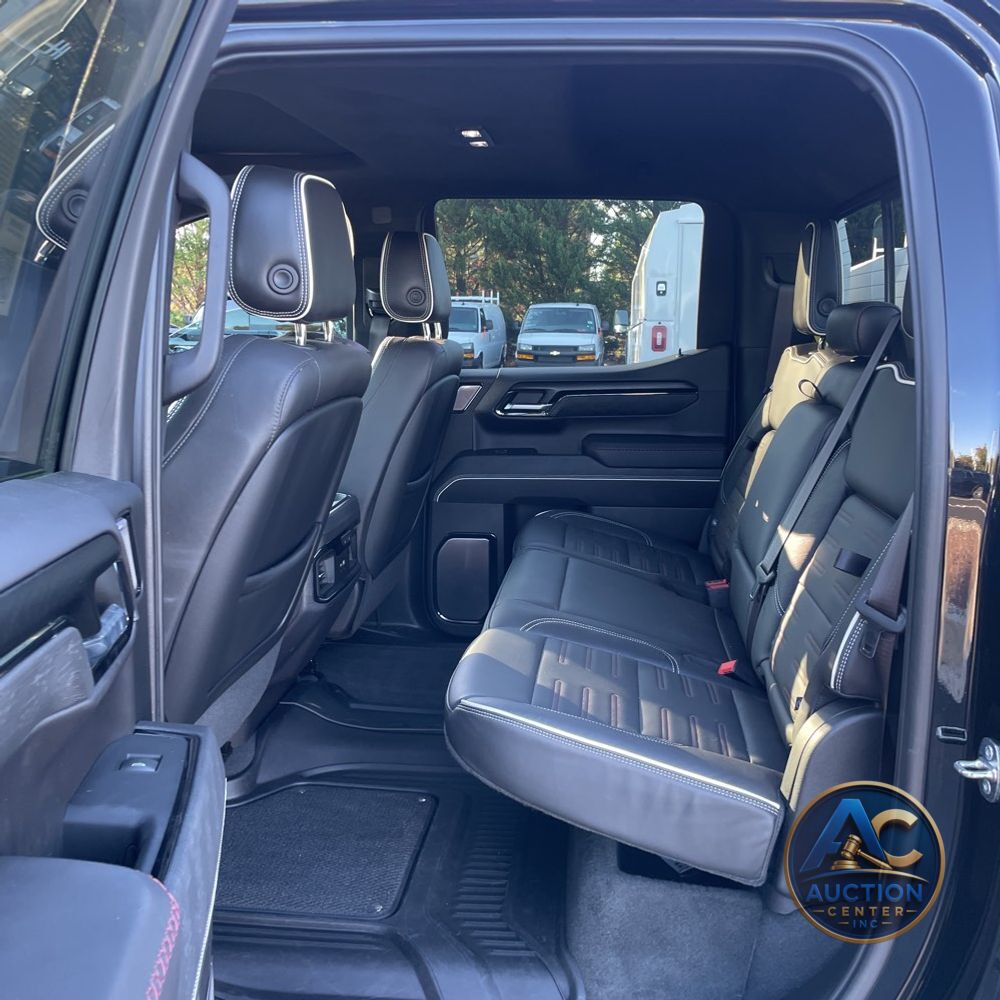 2024 GMC Sierra 1500 AT4X