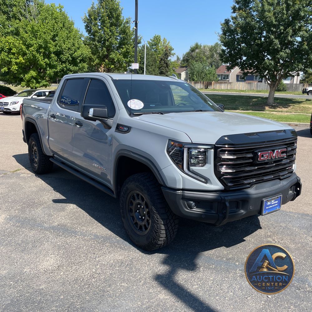 2024 GMC Sierra 1500 AT4X
