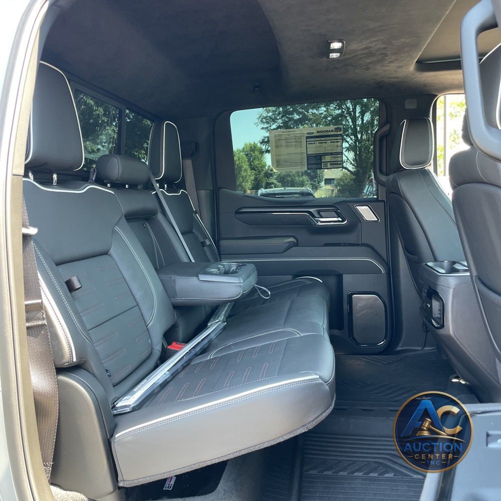 2024 GMC Sierra 1500 AT4X