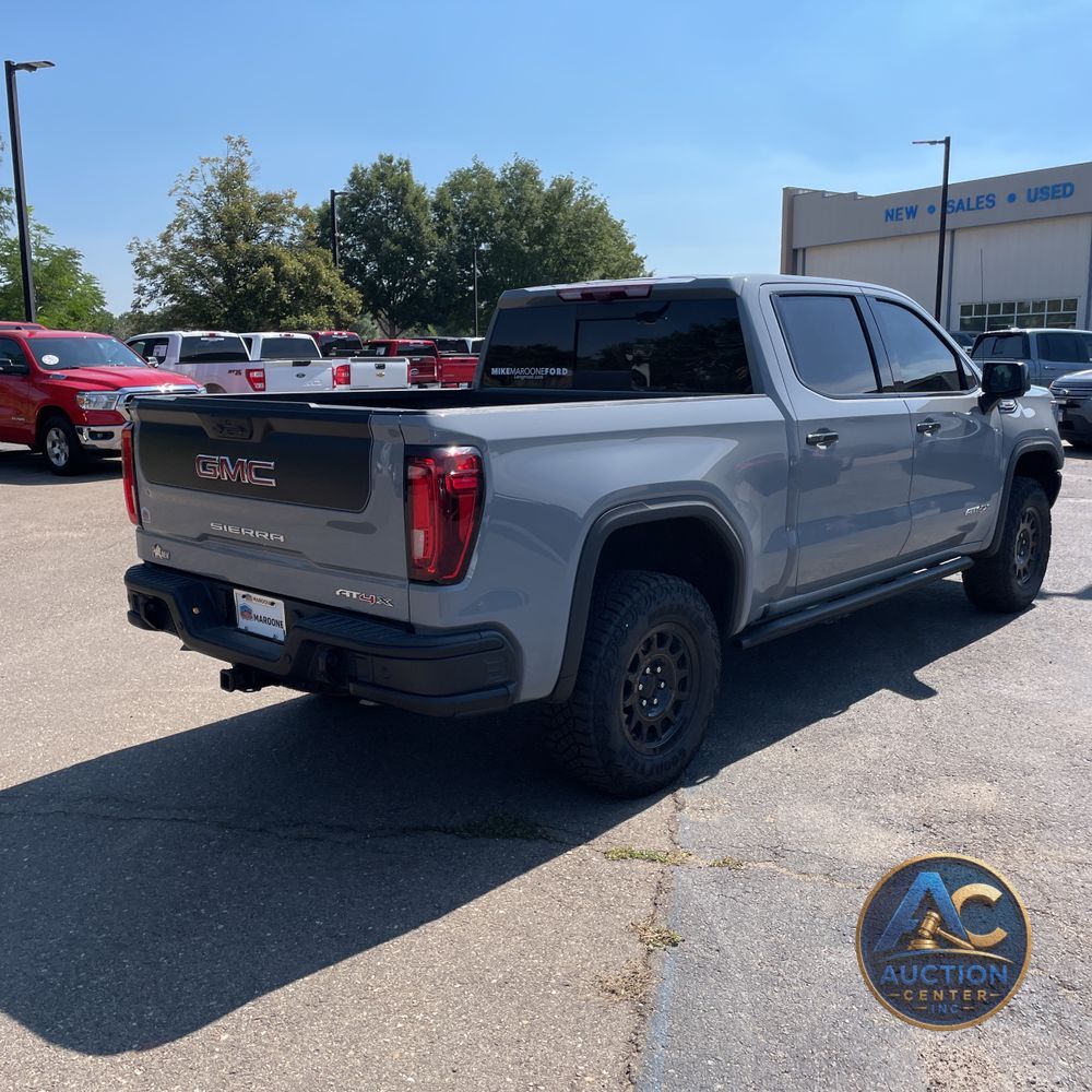 2024 GMC Sierra 1500 AT4X