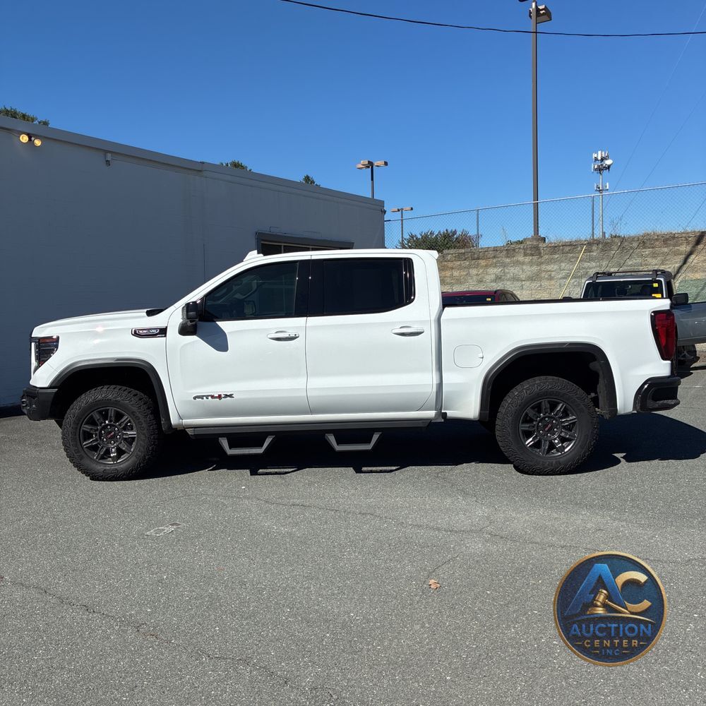 2025 GMC Sierra 1500 AT4X