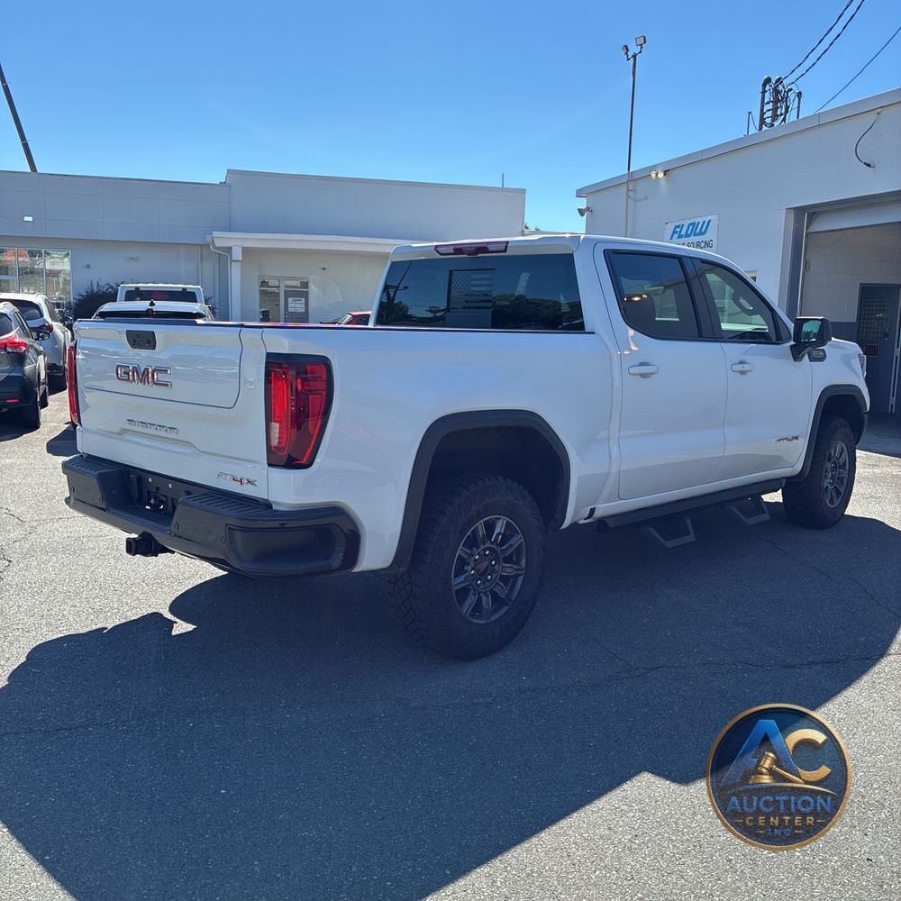 2025 GMC Sierra 1500 AT4X