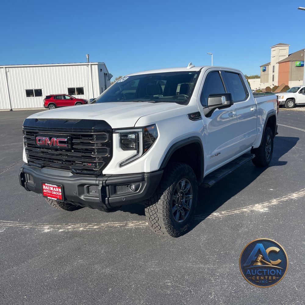 2024 GMC Sierra 1500 AT4X