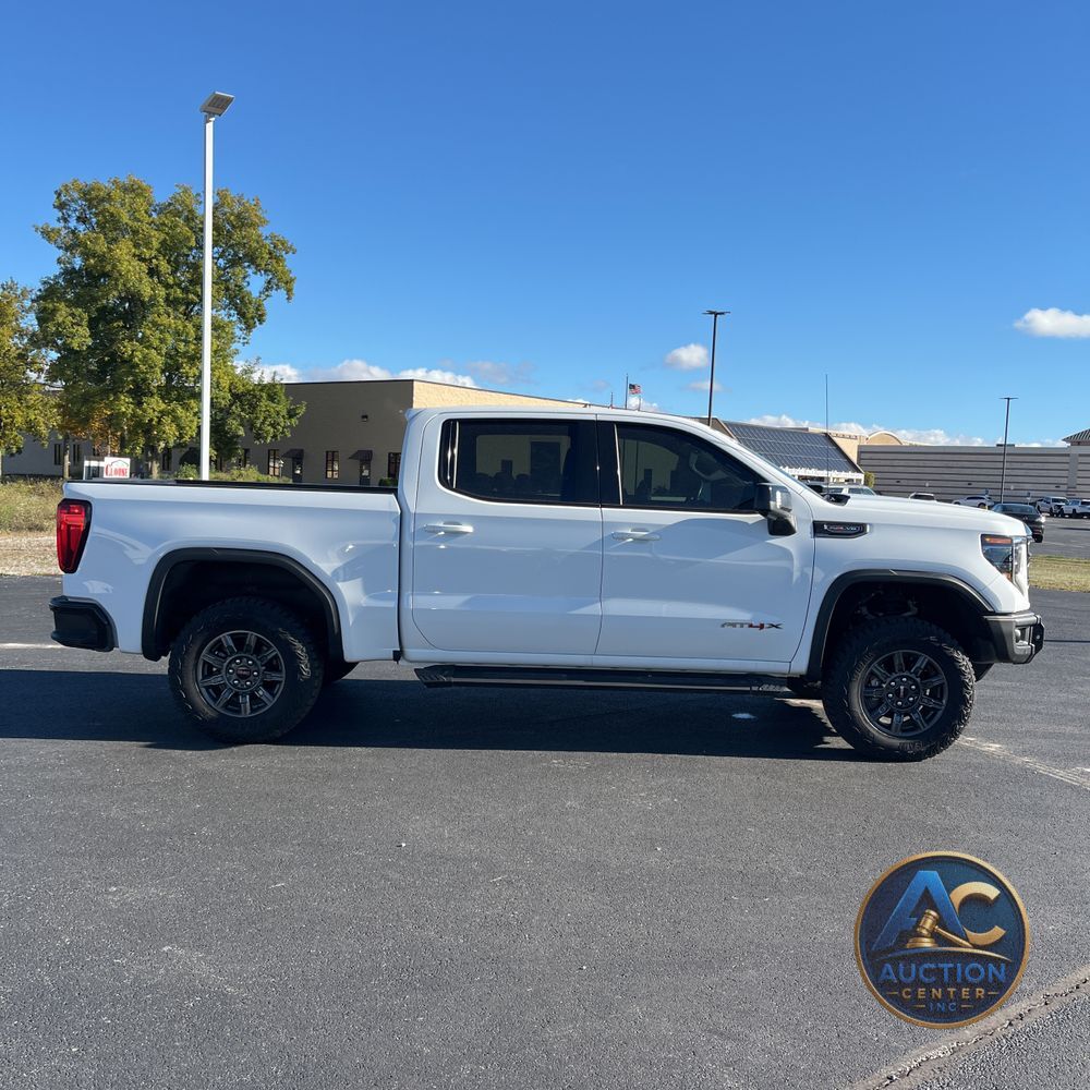 2024 GMC Sierra 1500 AT4X
