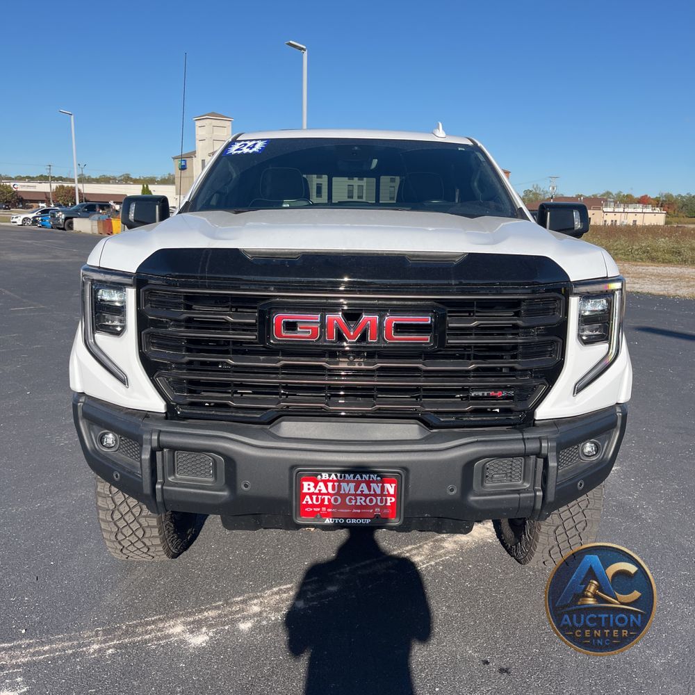 2024 GMC Sierra 1500 AT4X