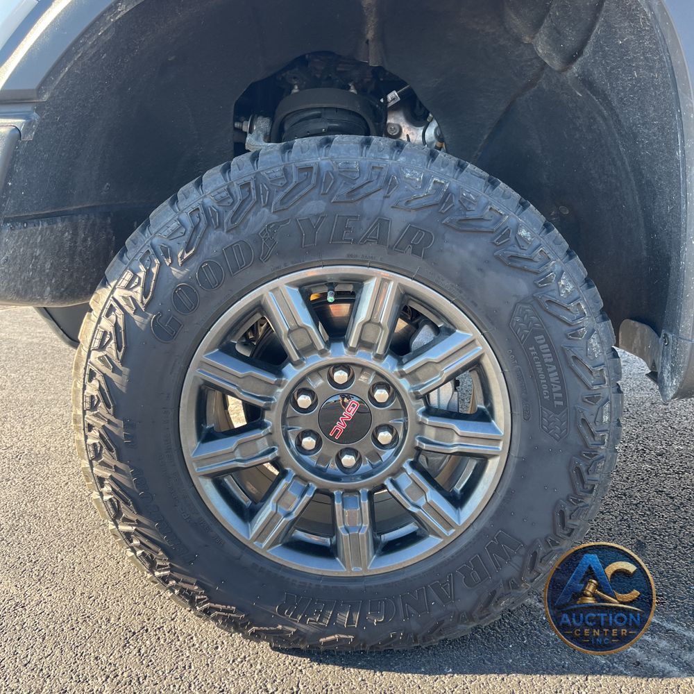 2024 GMC Sierra 1500 AT4X