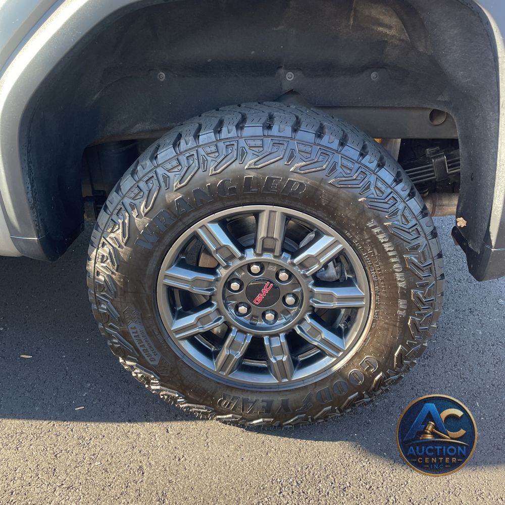 2024 GMC Sierra 1500 AT4X