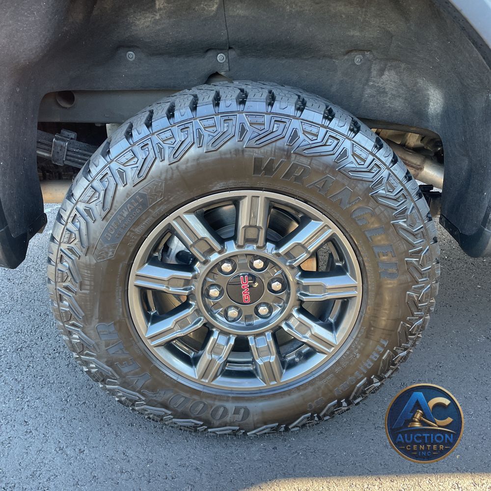2024 GMC Sierra 1500 AT4X