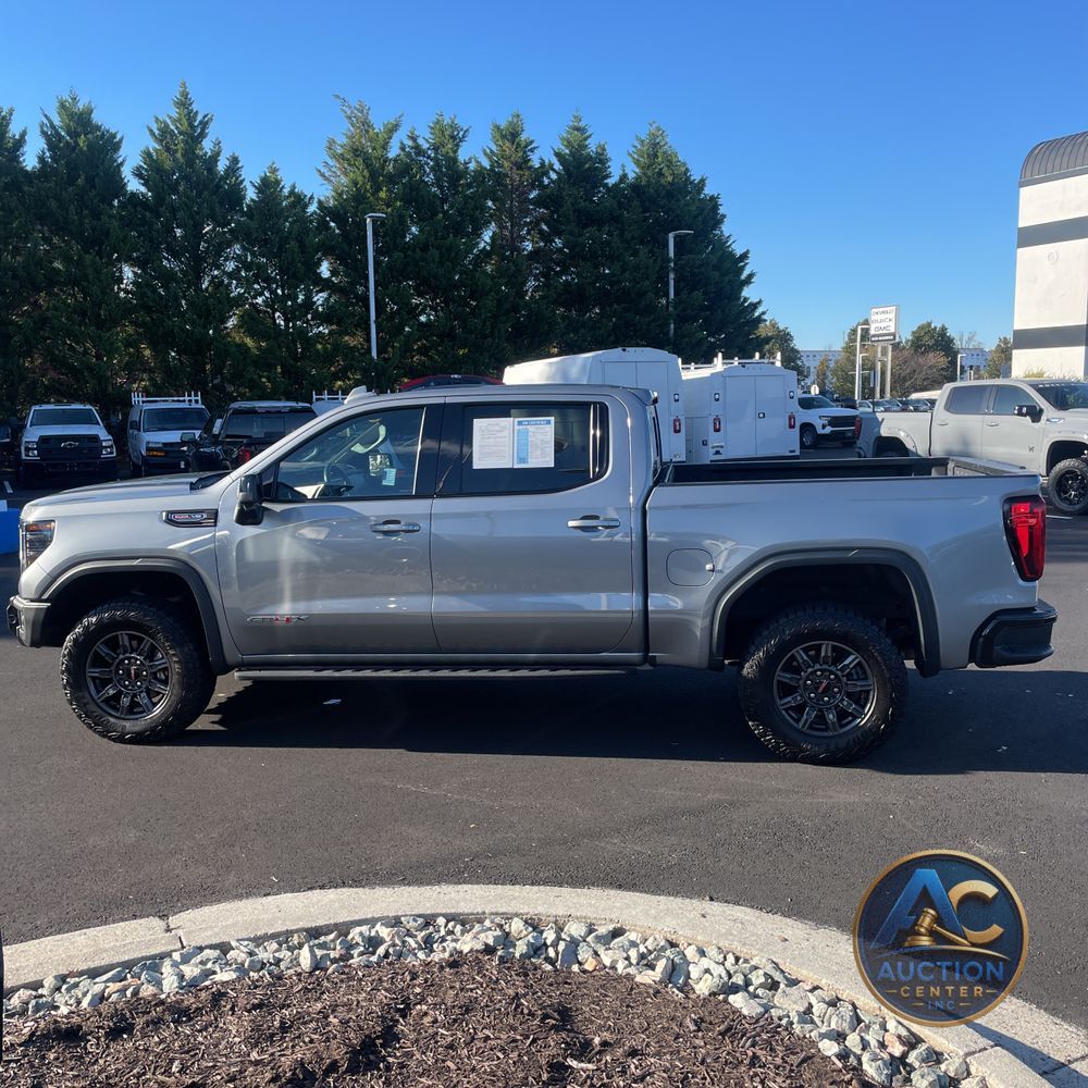 2024 GMC Sierra 1500 AT4X