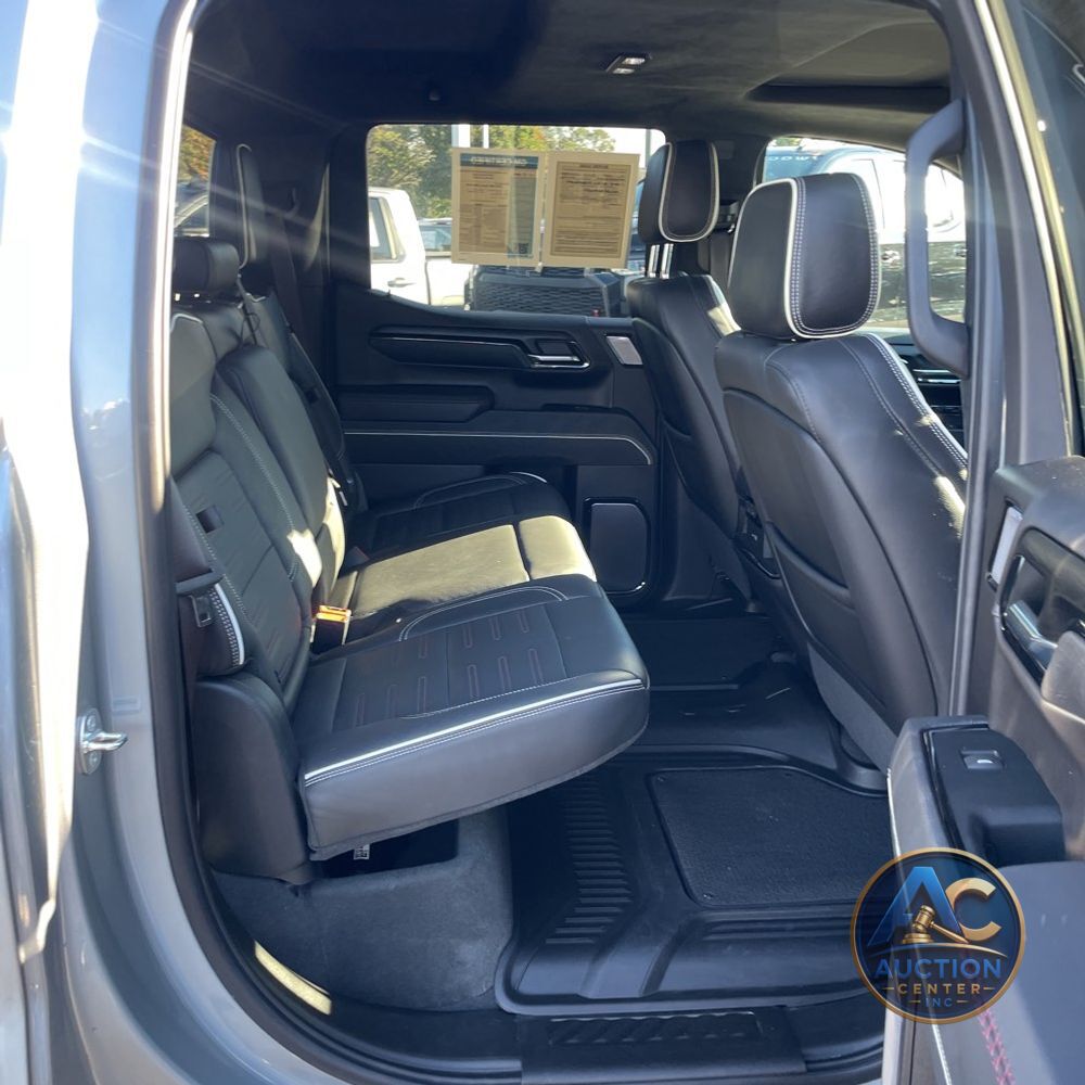 2024 GMC Sierra 1500 AT4X