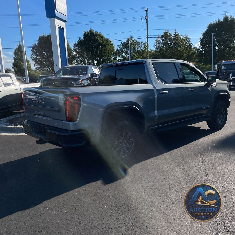 2024 GMC Sierra 1500 AT4X