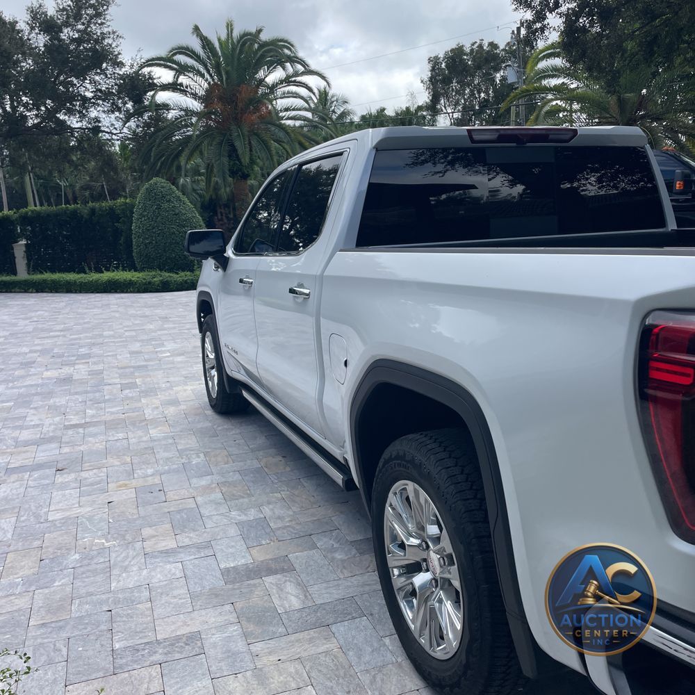 2023 GMC Sierra 1500 Denali