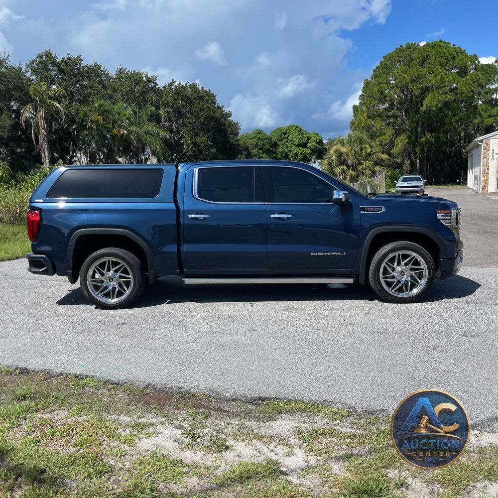 2023 GMC Sierra 1500 Denali