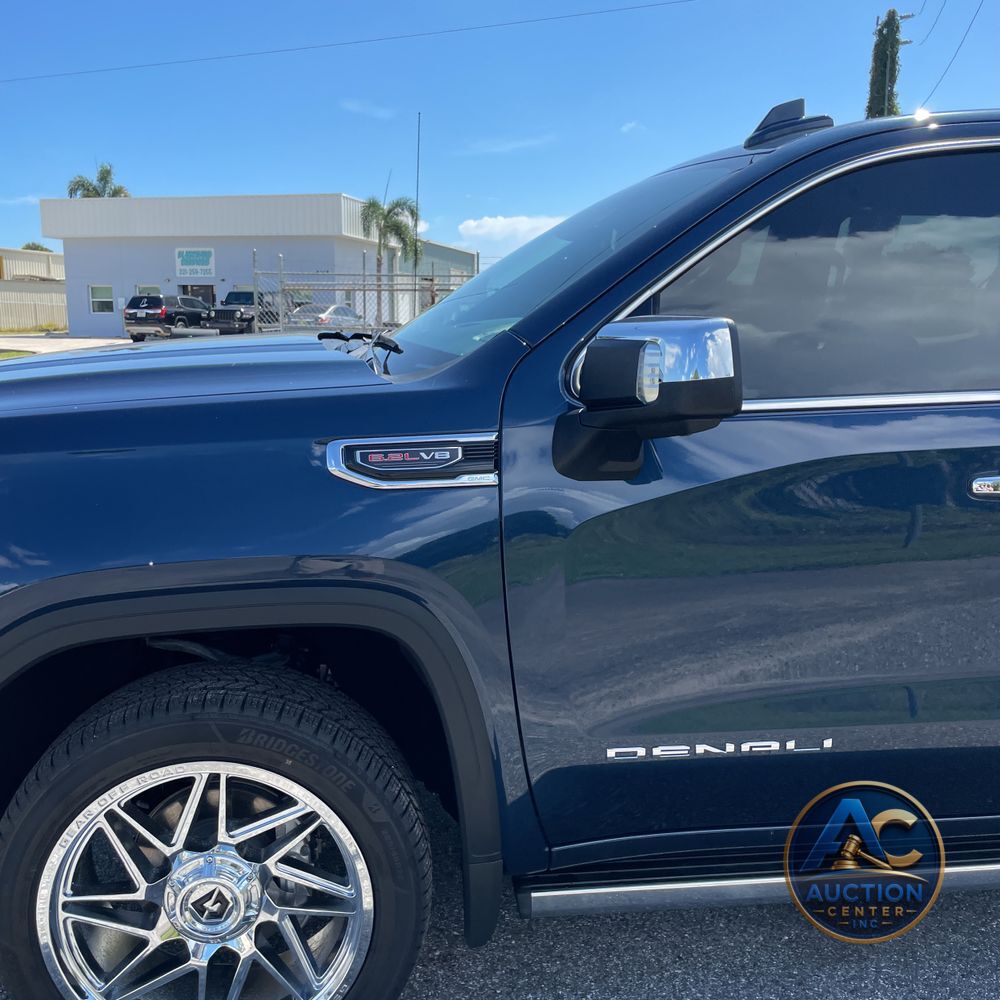 2023 GMC Sierra 1500 Denali