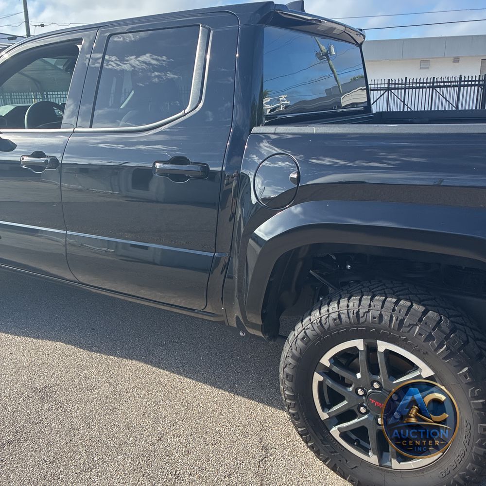 2025 Toyota Tacoma TRD Sport