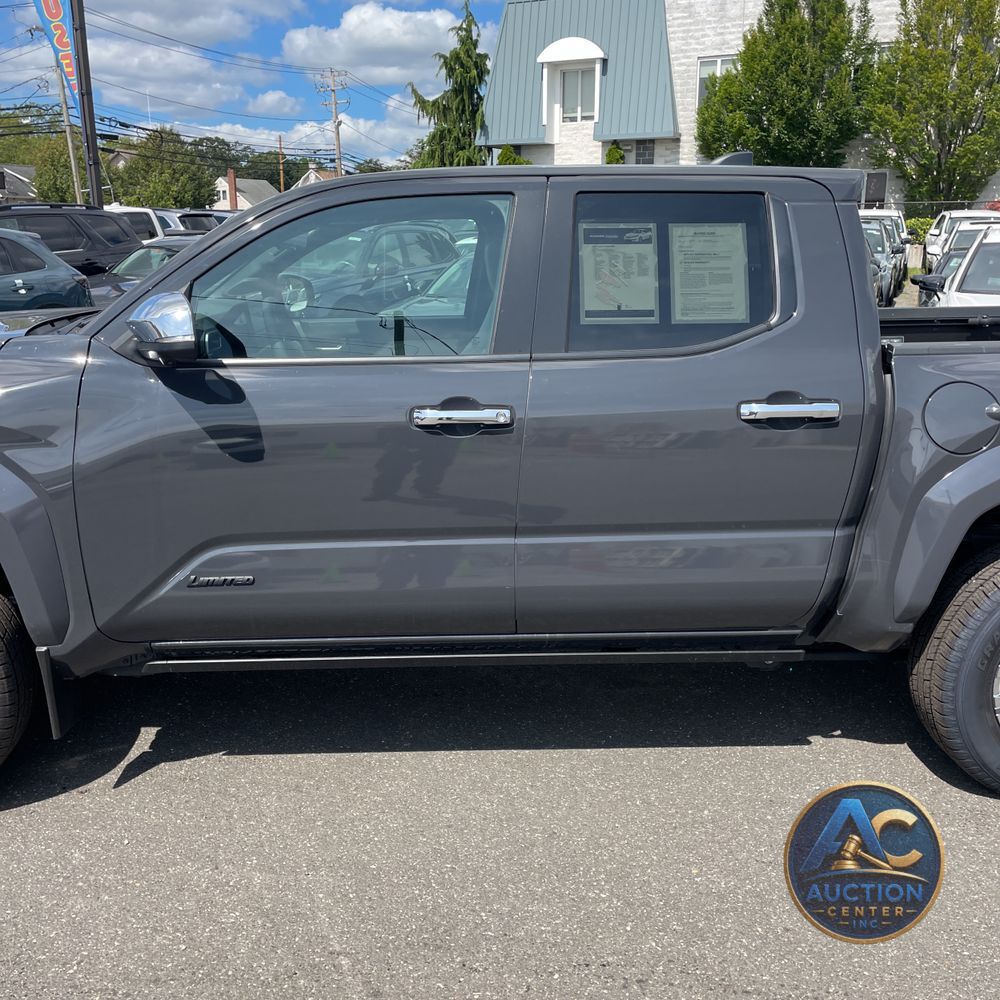 2024 Toyota Tacoma Limited