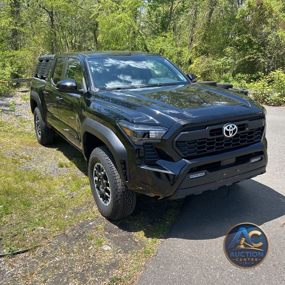 2024 Toyota Tacoma TRD Off-Road