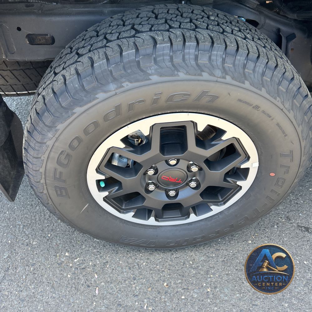 2024 Toyota Tacoma TRD Off-Road