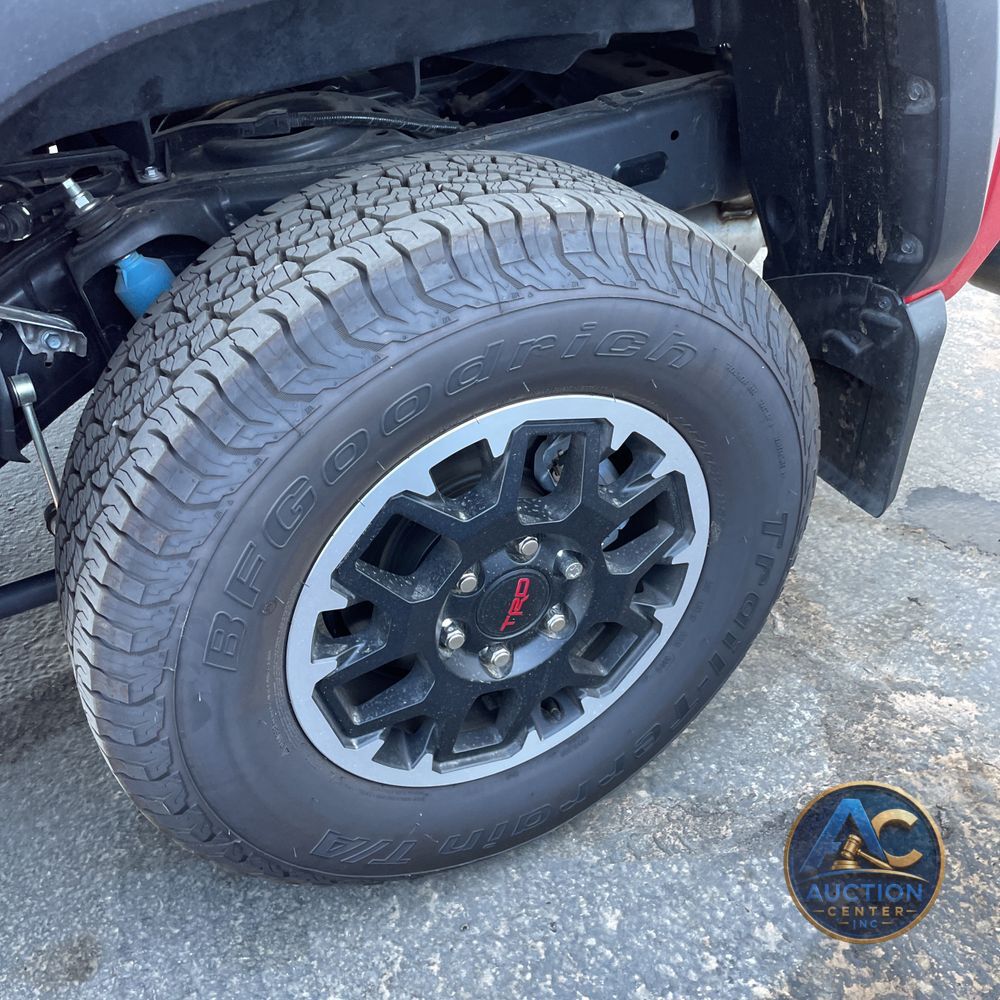 2025 Toyota Tacoma TRD Off-Road