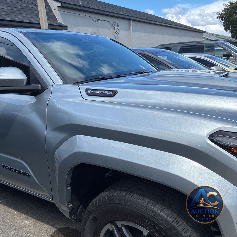 2025 Toyota Tacoma TRD Sport HV